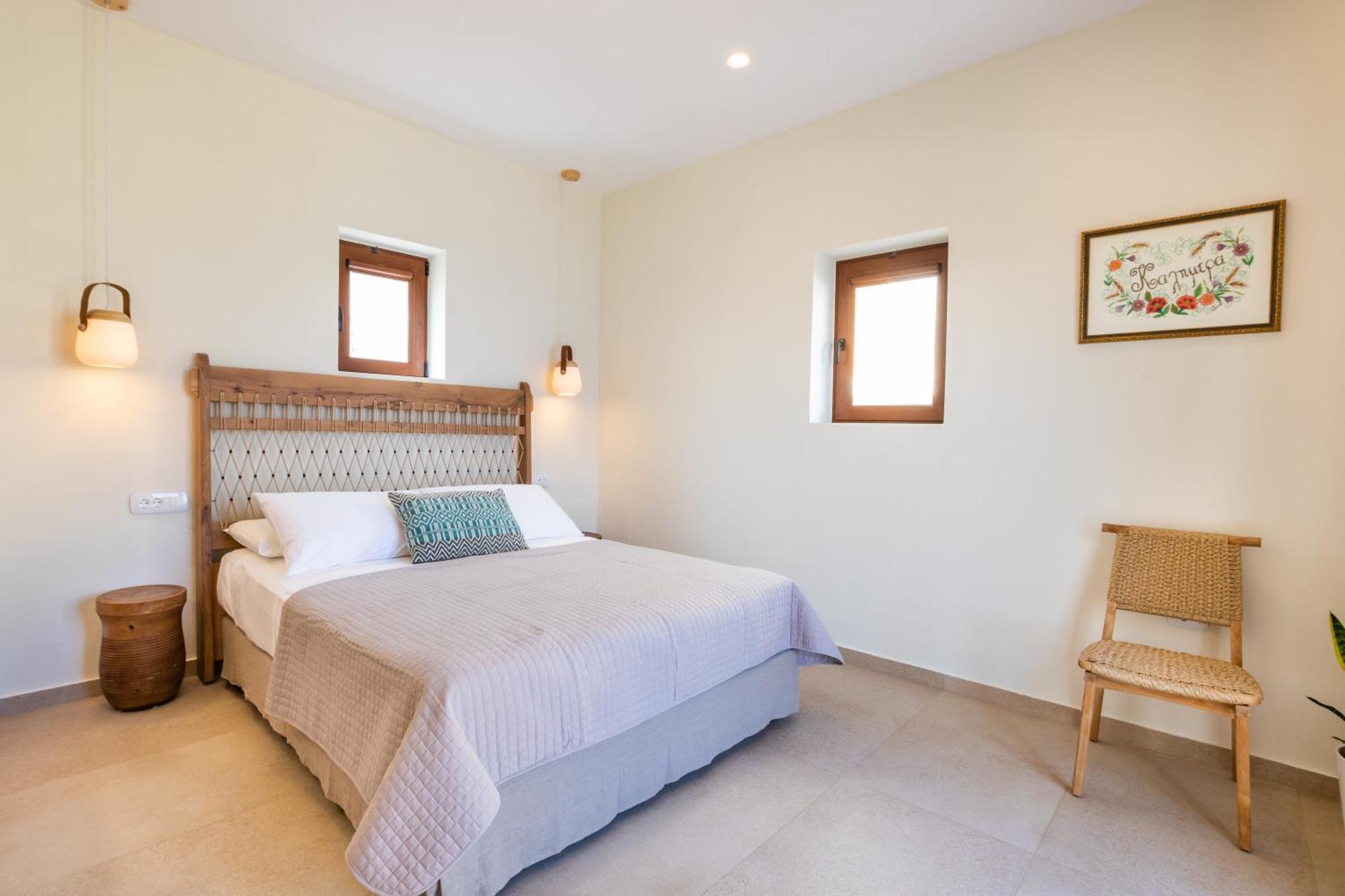 Mertelia Luxury Villa